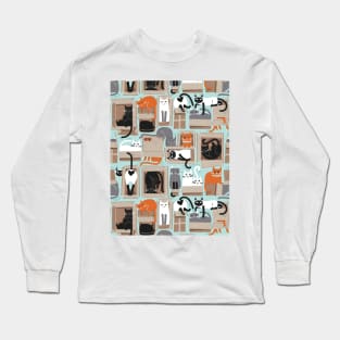 Purfect feline architecture // pattern // aqua background cute cats in cardboard boxes Long Sleeve T-Shirt